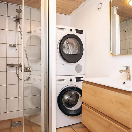 Spacious For 6 In Ferienhaus Løkken